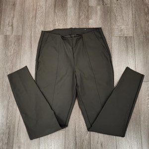 Old Navy Go Dry Leggings in Dark Green